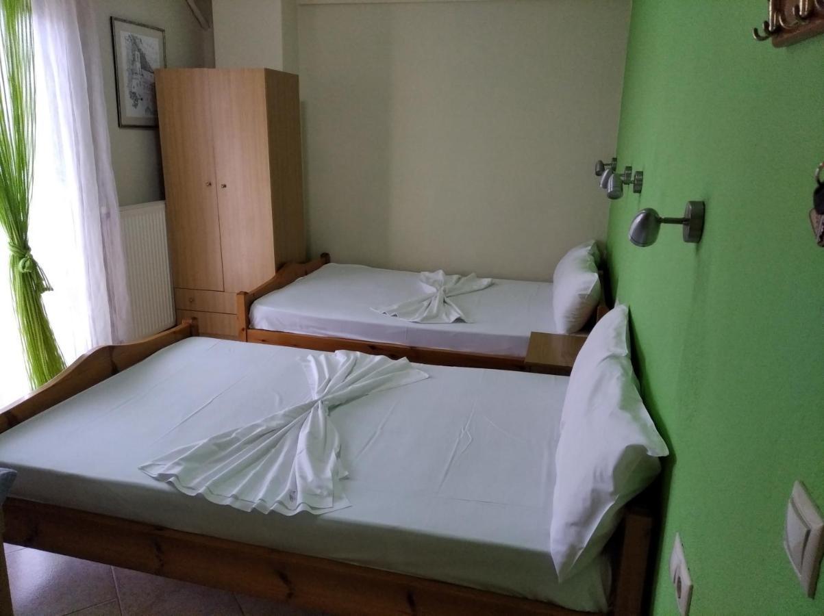 Poseidon Rooms Vrasná Exterior foto