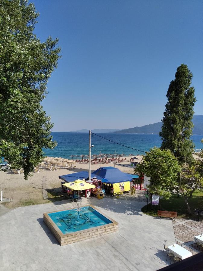 Poseidon Rooms Vrasná Exterior foto